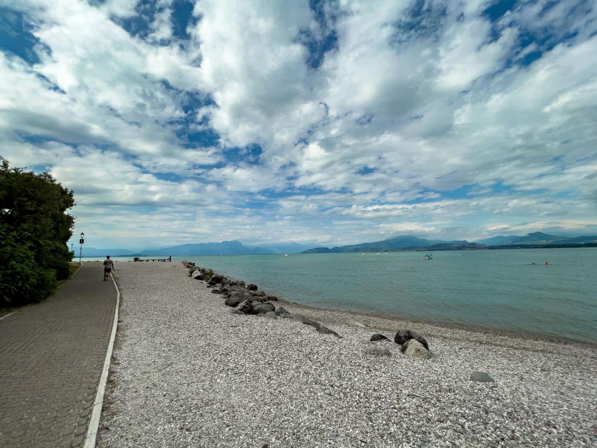 Free Parking, Near The Beach, Netflix E Wifi * Peschiera del Garda